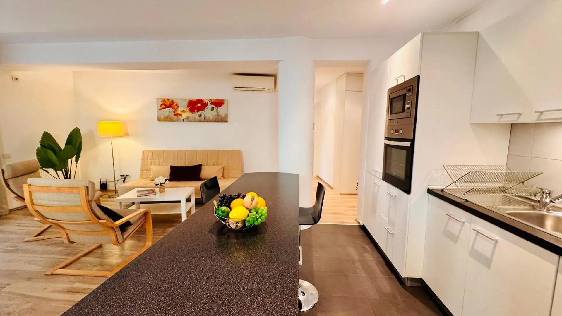 Peaceful Getaway - 1Br Apartment In Bucharest